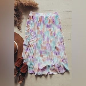 Mini Pleats Watercolor Skirt